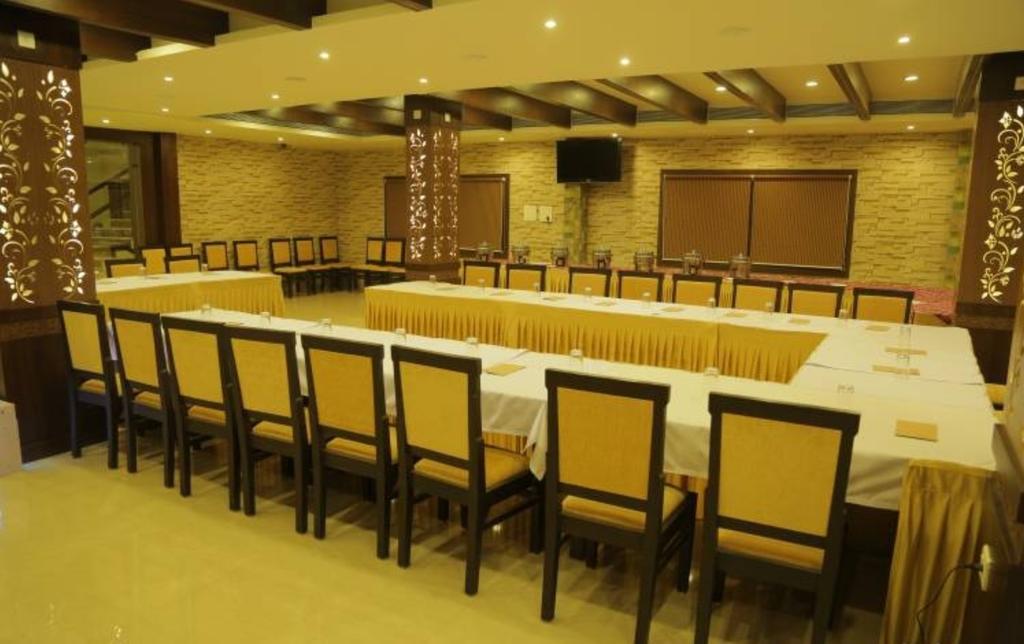 Hotel Shiv Vilas بوبال المظهر الخارجي الصورة